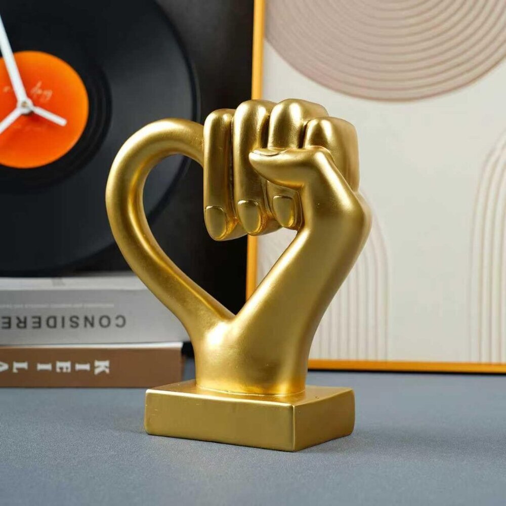 Abstract Love Grasping Gesture Statue Heart Hand Sculpture Home Décor (Gold)